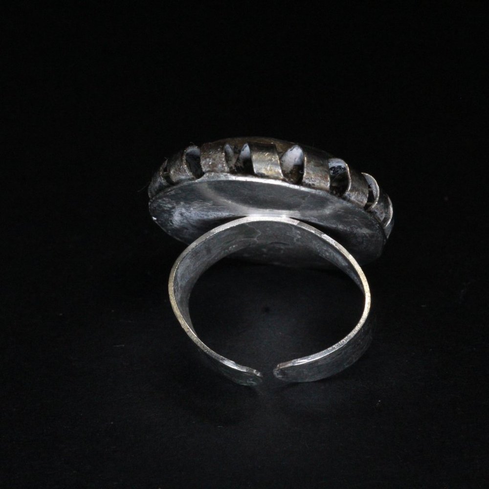 Silver 800 Big Green Stone Split Ring - image 5